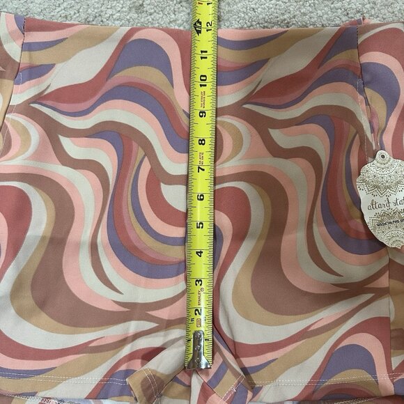 NWT Altar’d State Shorts Women’s Size Large Paisley Print Peach White Blue Brown - Picture 8 of 10